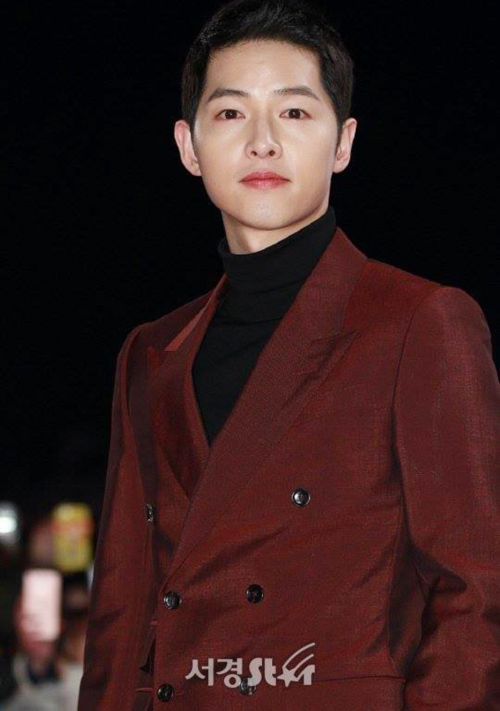 kbs-drama-awards-song-joong-ki-song-hye-kyo-dat-dinh-cao-nhan-sac-1