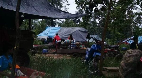 Hiện vẫn còn nhiều người mất tích do nhiều bản thuộc huyện Sanamxay bị cô lập do nước lũ.